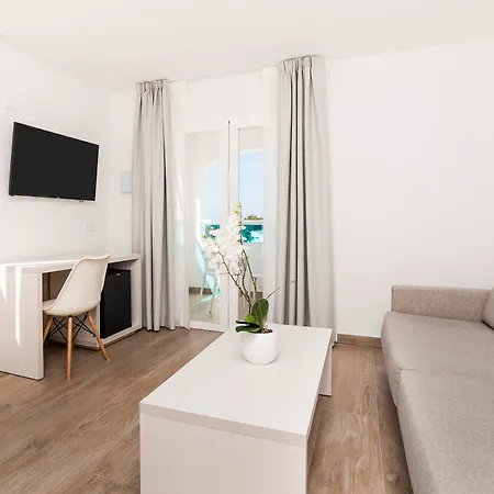 Globales Mediterrani Hotel 4*