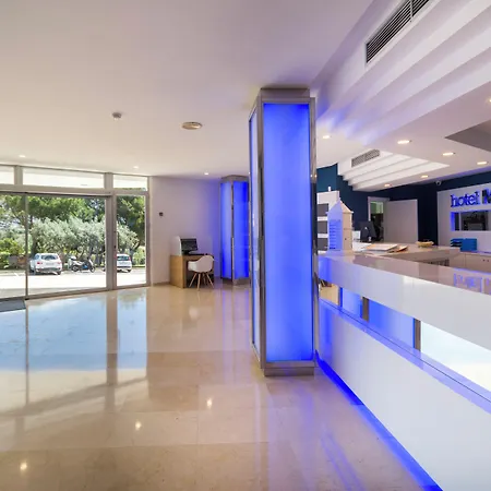 מלון Globales Mediterrani 4*