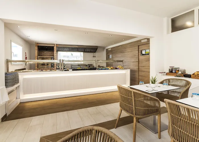 Globales Mediterrani 4*