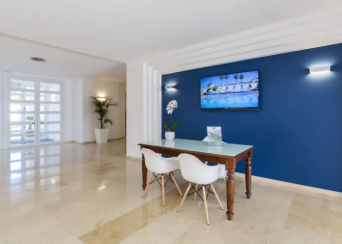 Globales Mediterrani Hotel 4*