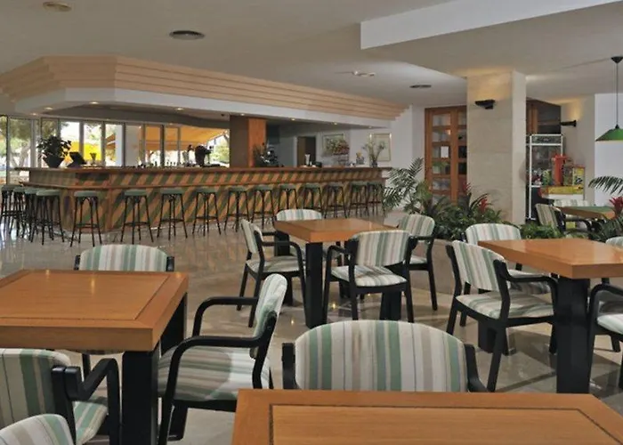 Globales Mediterrani Hotel Cala Blanca (Menorca)