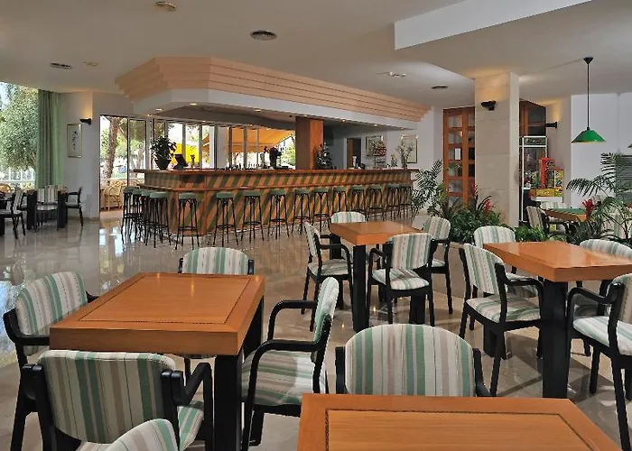 Hotel Globales Mediterrani 4*